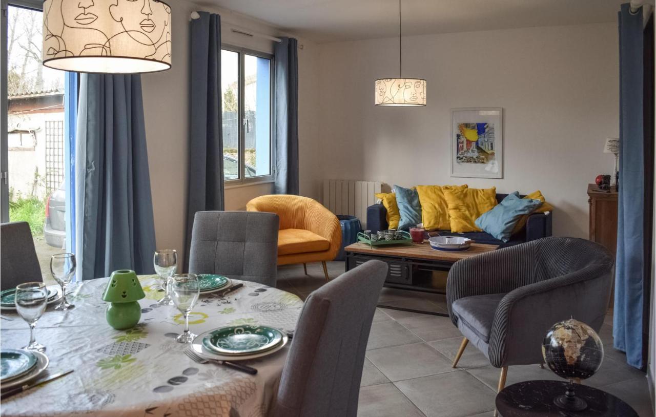 Awesome Home In Paimpol With Kitchen Экстерьер фото