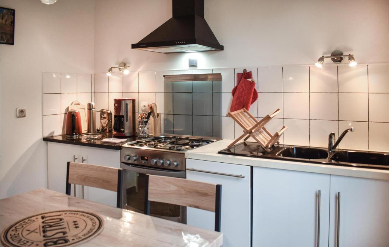 Awesome Home In Paimpol With Kitchen Экстерьер фото